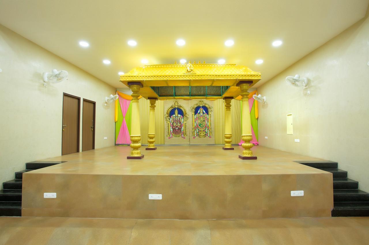 Hotel Oyo 14933 Rpr Residency Chennai