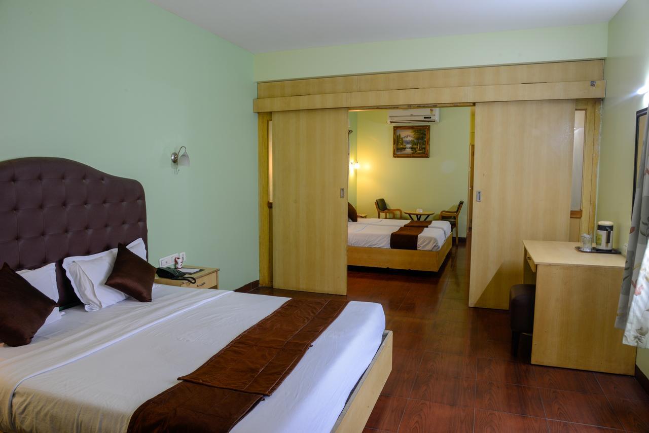 Hotel Oyo 14933 Rpr Residency 2*