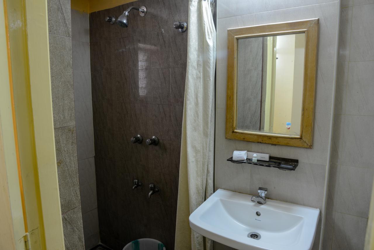 Oyo 14933 Rpr Residency Chennai