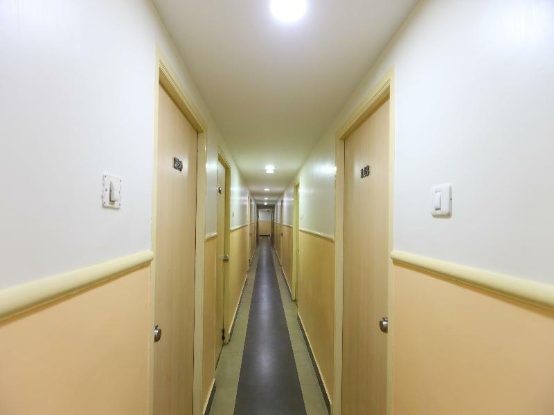 Oyo 14933 Rpr Residency Hotel