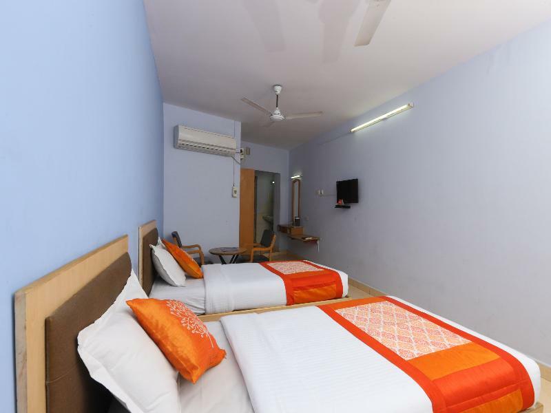 Oyo 14933 Rpr Residency Hotel Chennai