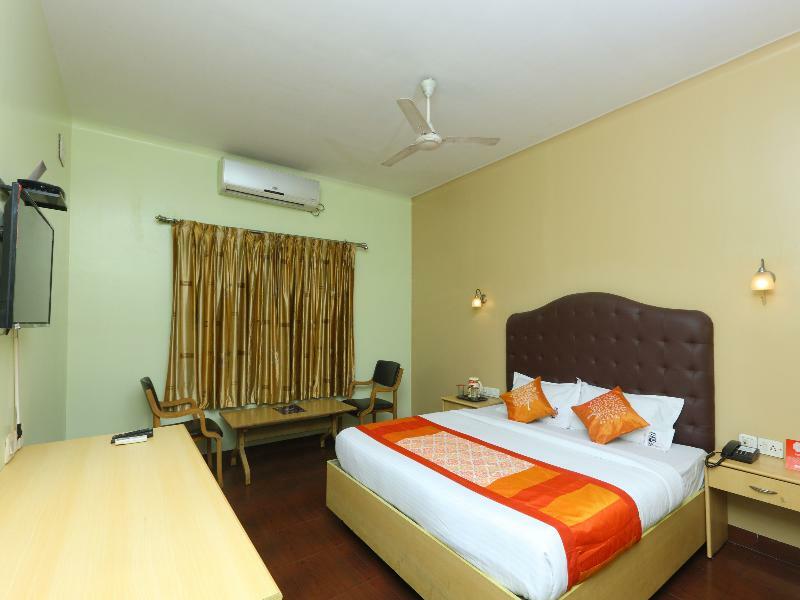 Hotel Oyo 14933 Rpr Residency 2*