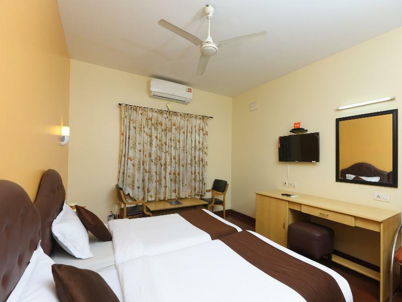 Oyo 14933 Rpr Residency Hotel 2*